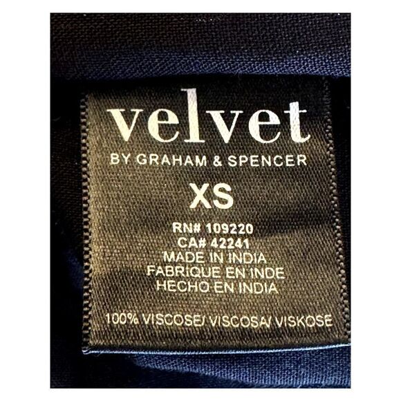 NWT Velvet by Graham & Spencer Black Gold Embroidered Boho Tunic Top XS - Picture 12 of 12